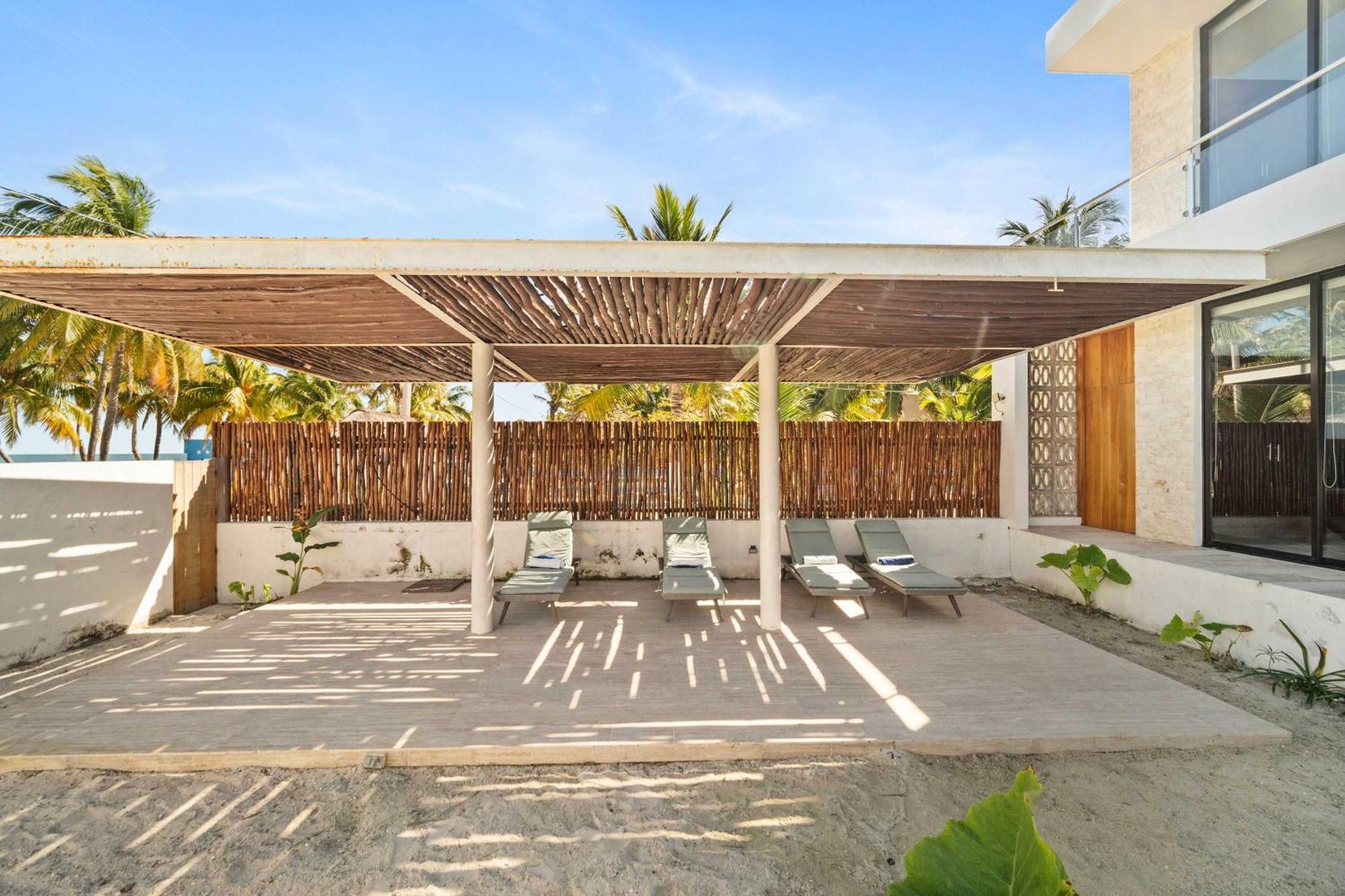 Beachfront Coco Modern Designer House By Peninsula Stays San Crisanto Extérieur photo